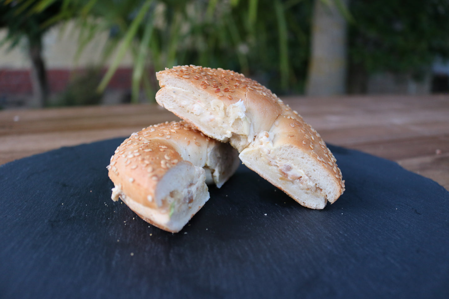 Bild von Halbe Bagels - Dattelcreme