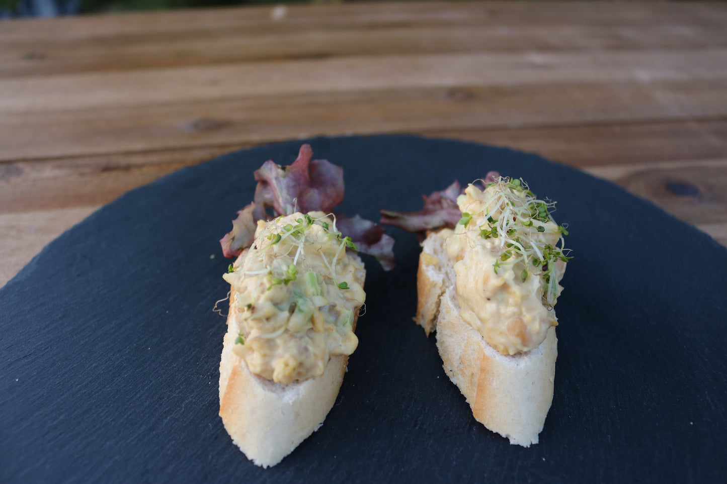 Canapes - Kichererbsensalat I Kresse